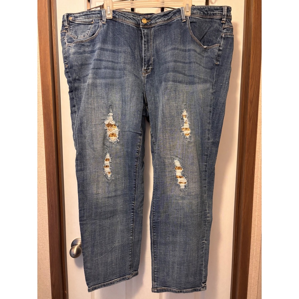 Denim 24/7 Womens Plus Size 30W Sequin Distressed Straight Leg Jeans Medium Wash